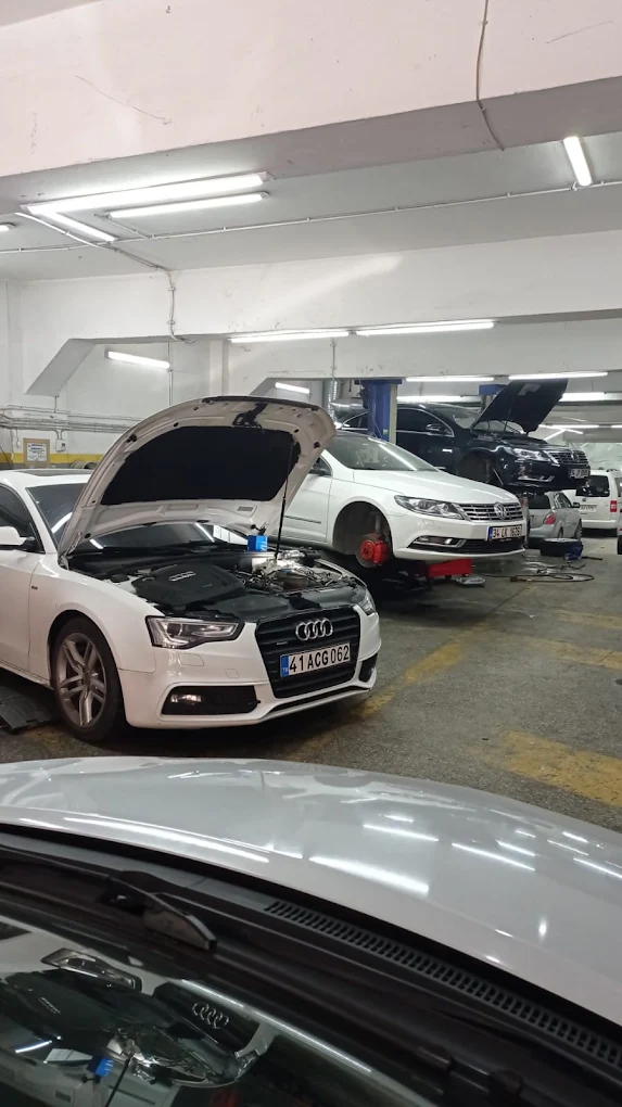 Duygu Otomotiv servisinde araç bakımı